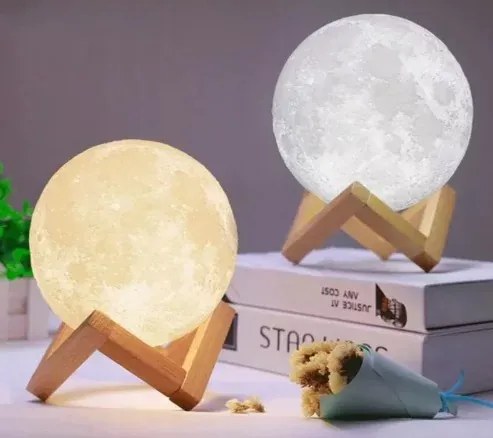 Nočná lampička v tvare mesiaca Shining Moon Light 3D - 7,5 cm