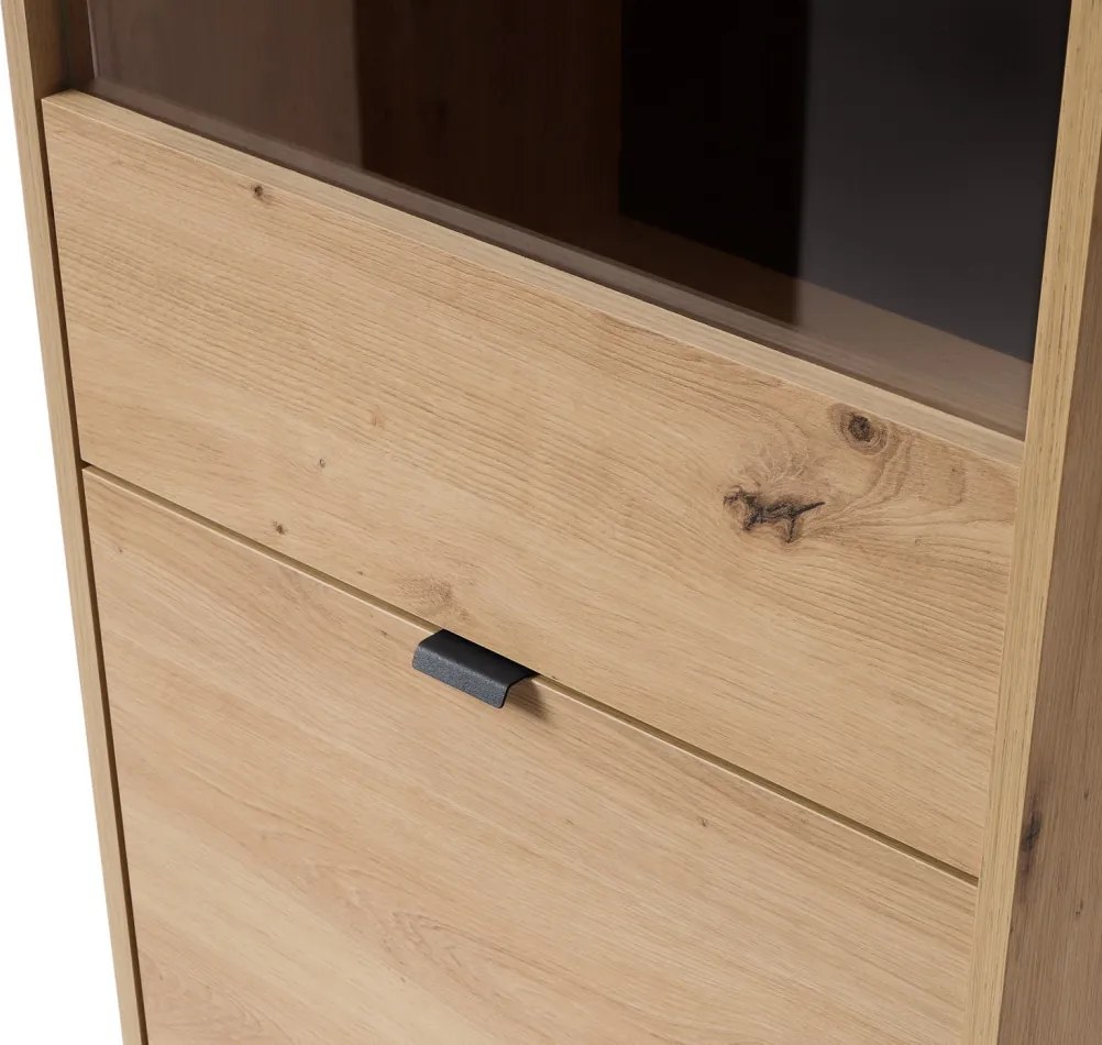 Vysoká vitrína Amber