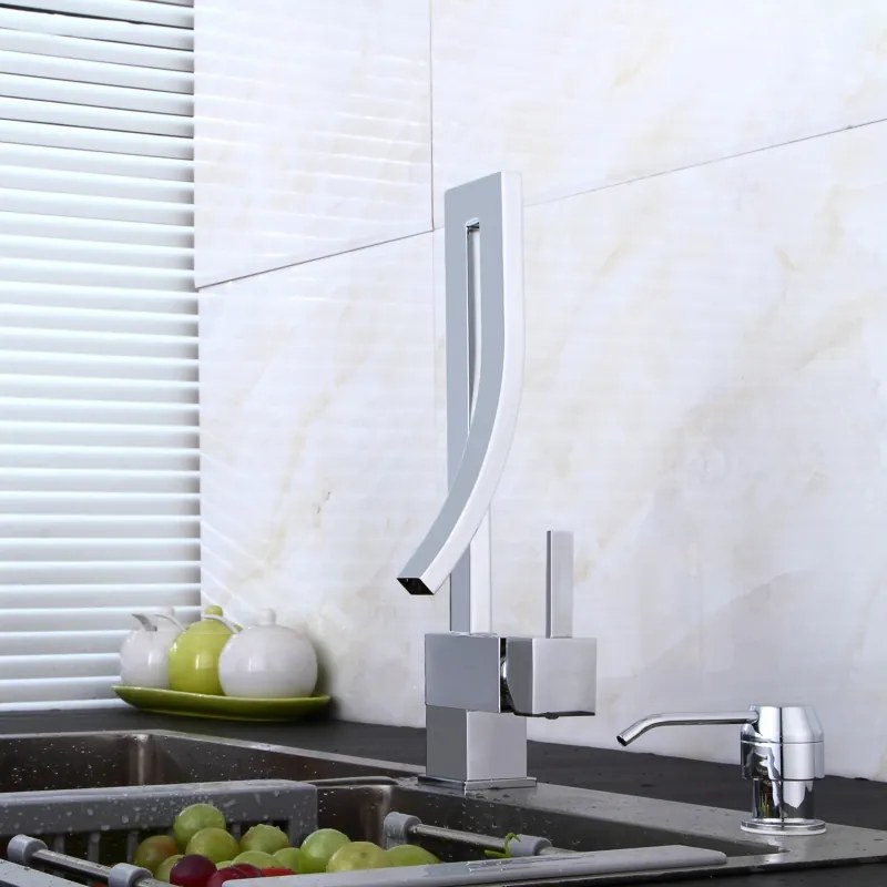 Becola B-0005 Moderná kuchynská batéria Chrome