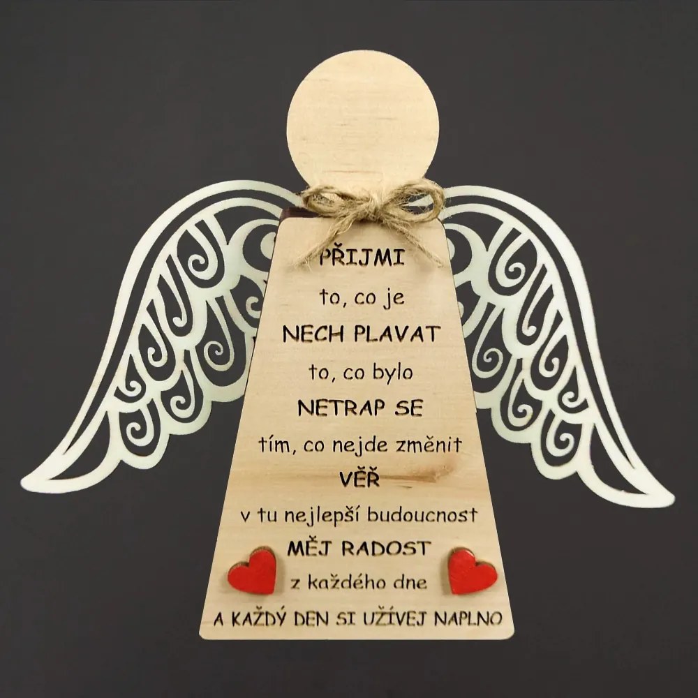 AMADEA Drevený anjel stojaci s krídlami a motivačným textom, masívne drevo, 18 x 15 cm