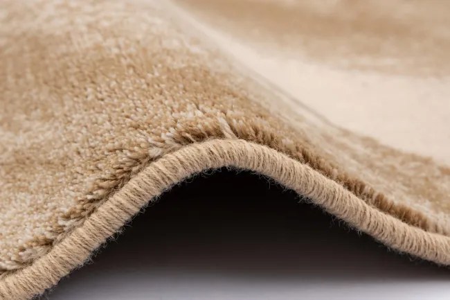 Koberec Agnella Isfahan Almo svetlobéžový