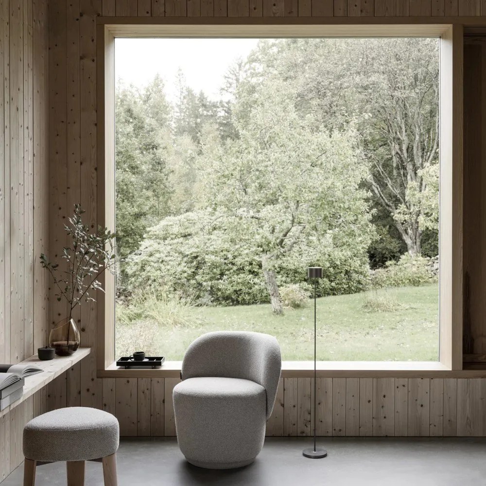 Béžové plstené kreslo KUON - Blomus