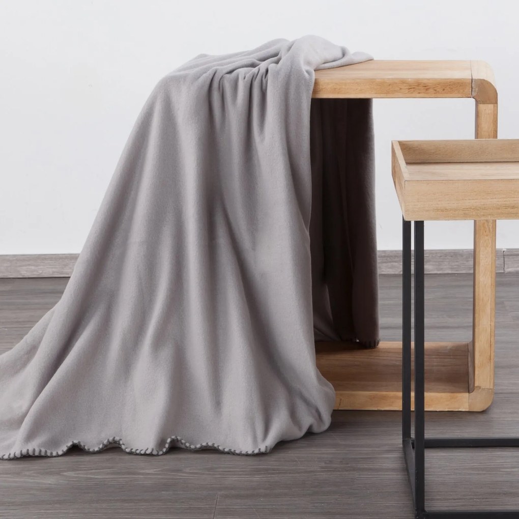 DEKA POLAR 150X200 CM STRIEBORNÁ
