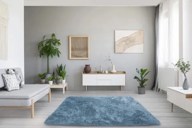 Protišmykový koberec SHAGGY strieborný