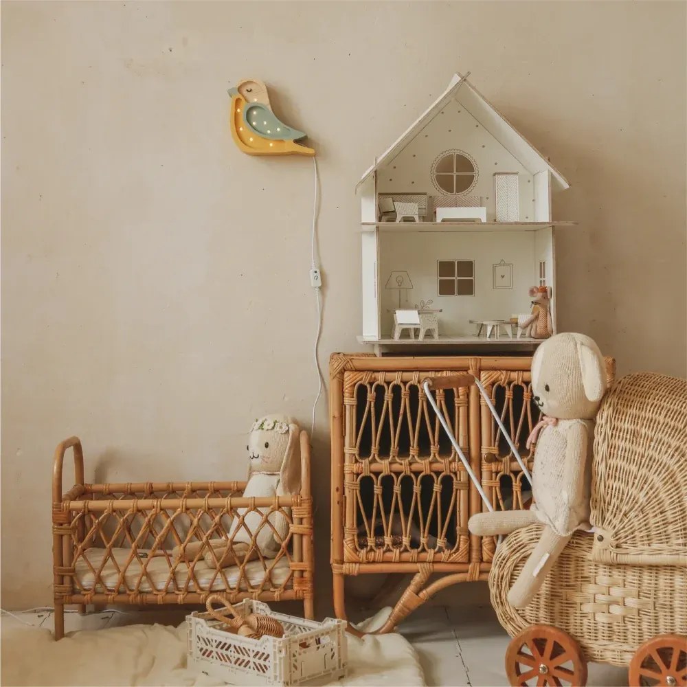 Detský drevený domček pre bábiky s nábytkom