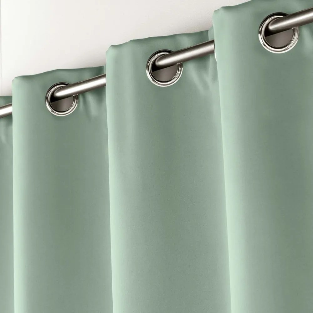 Svetlozelený zatemňovací záves 135x180 cm Occult – douceur d'intérieur