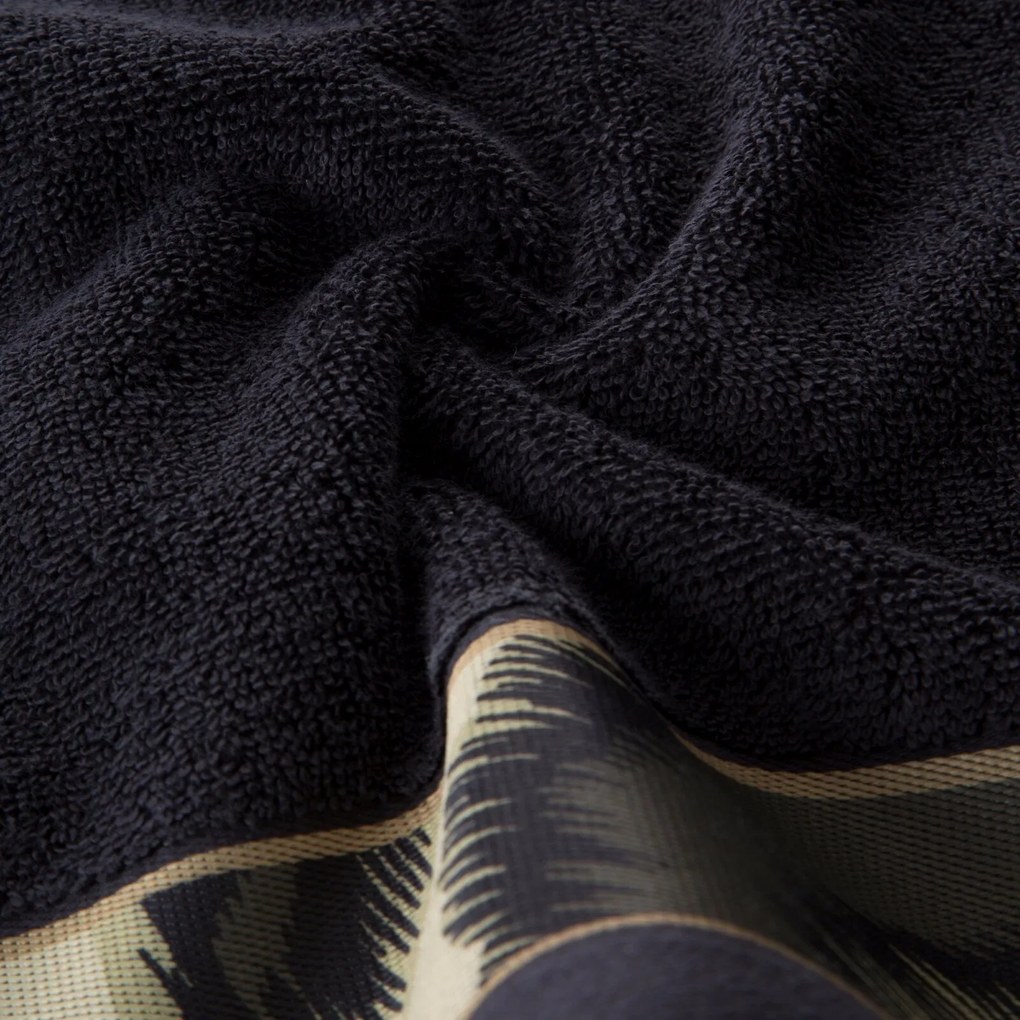 BAVLNENÝ UTERÁK EVA MINGE24 70X140 CM ČIERNA