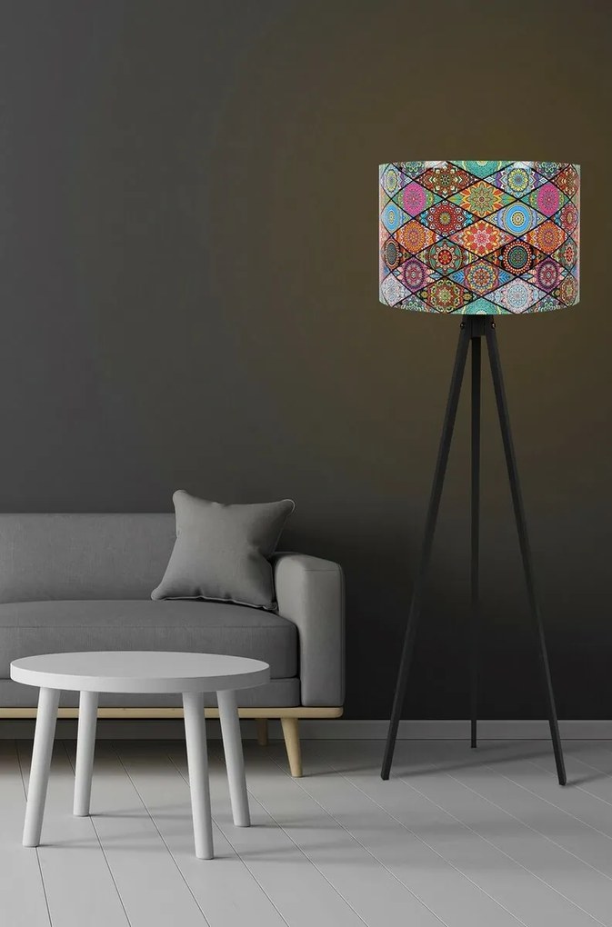 Stojacia lampa Mandala 134, čierna