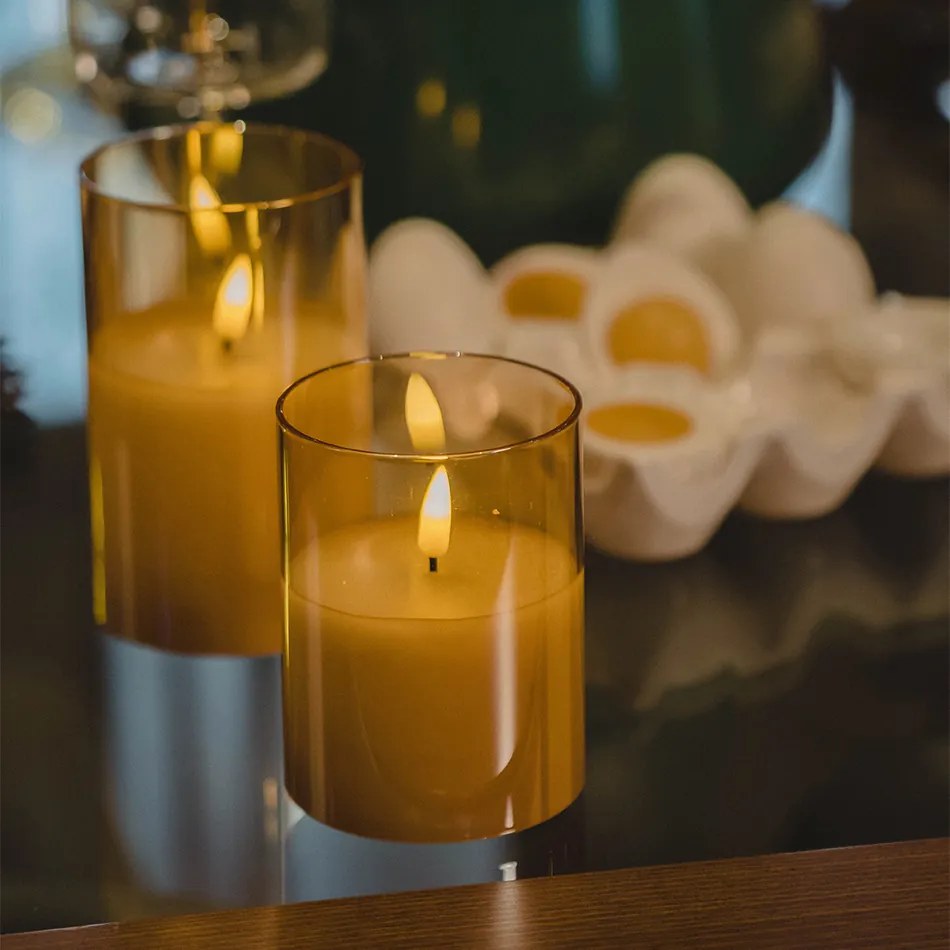 DECOLED LED svíčka ve skle, 7,5 x 15 cm, zlatá