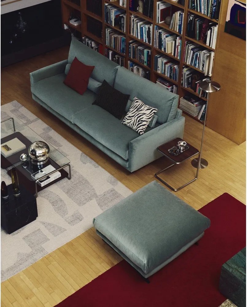 Stojacia lampa v striebornej farbe s kovovým tienidlom (výška 130 cm) Nuvira – Kave Home