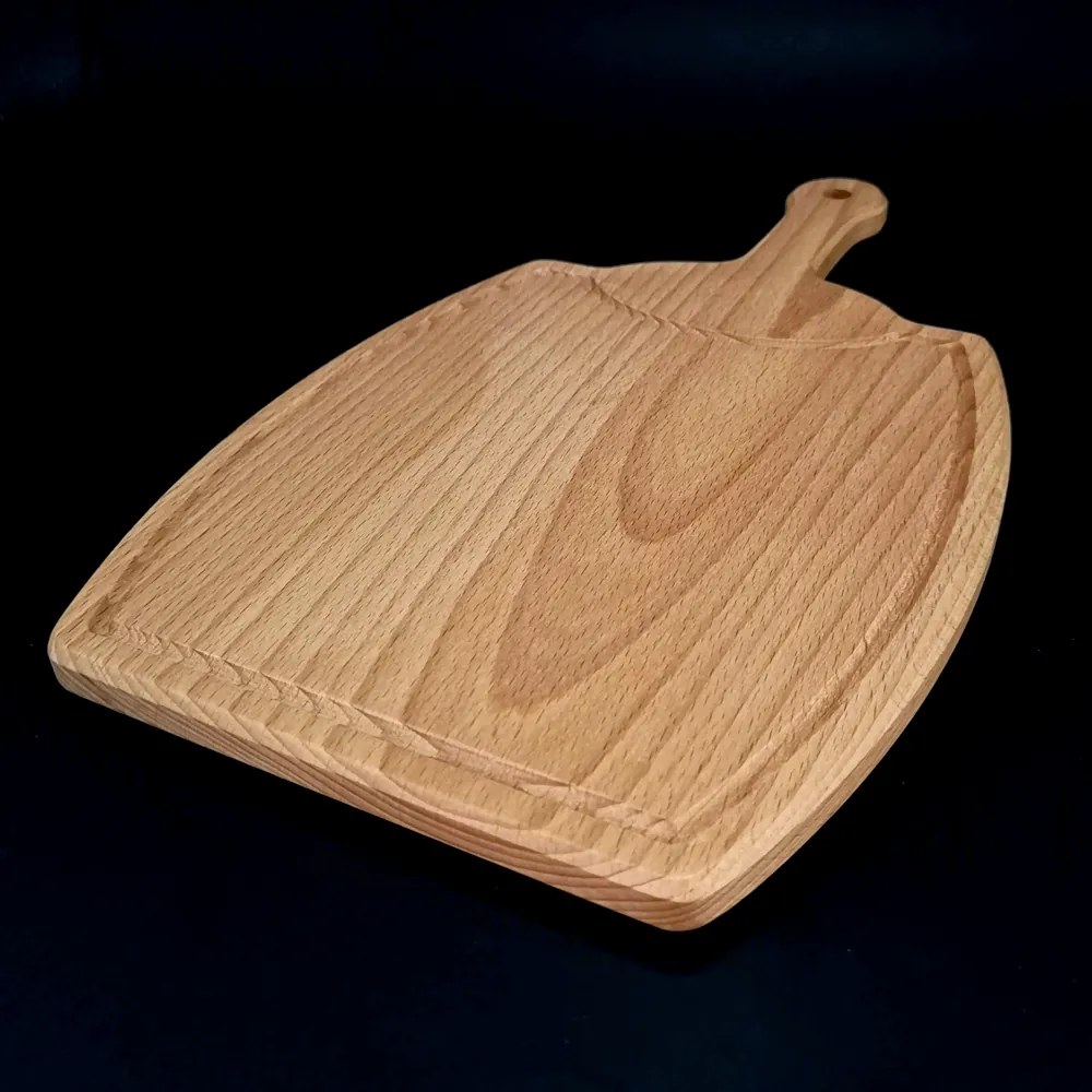 AMADEA Drevená doštička s drážkou v tvare suda, masívne drevo, 36x21x1,5 cm