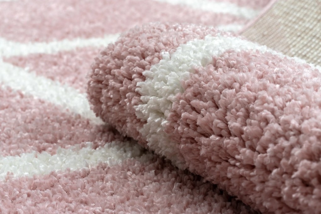 Koberec TROIK A0010,  ružovo -biely - strapce, Maroko Shaggy