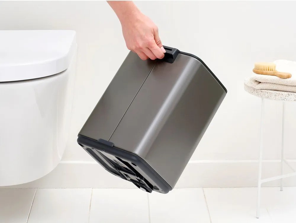 Sivý pedálový oceľový odpadkový kôš 7 l Bo – Brabantia