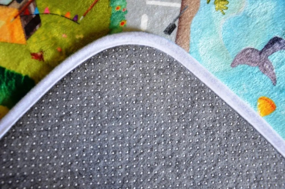 Vopi, Protišmykový kusový koberec Ultra Soft Mesto s plážou, 70x95, viacfarebná, detská izba