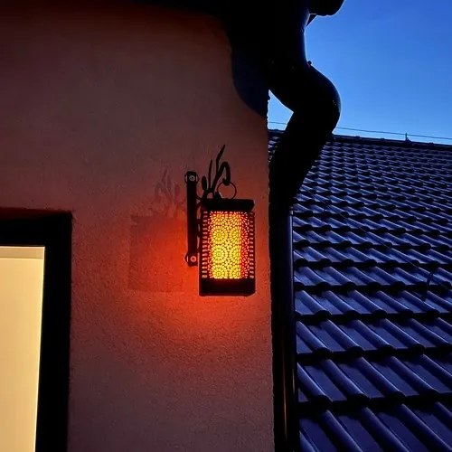 Vodotesná solárna lampa Gardlov