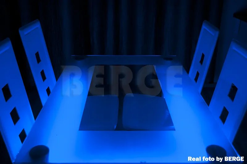 ECOLIGHT LED pásik - SMD 2835 - 5m - 60LED/m - 4,8W/m - modrý - IP20 - s konektorom