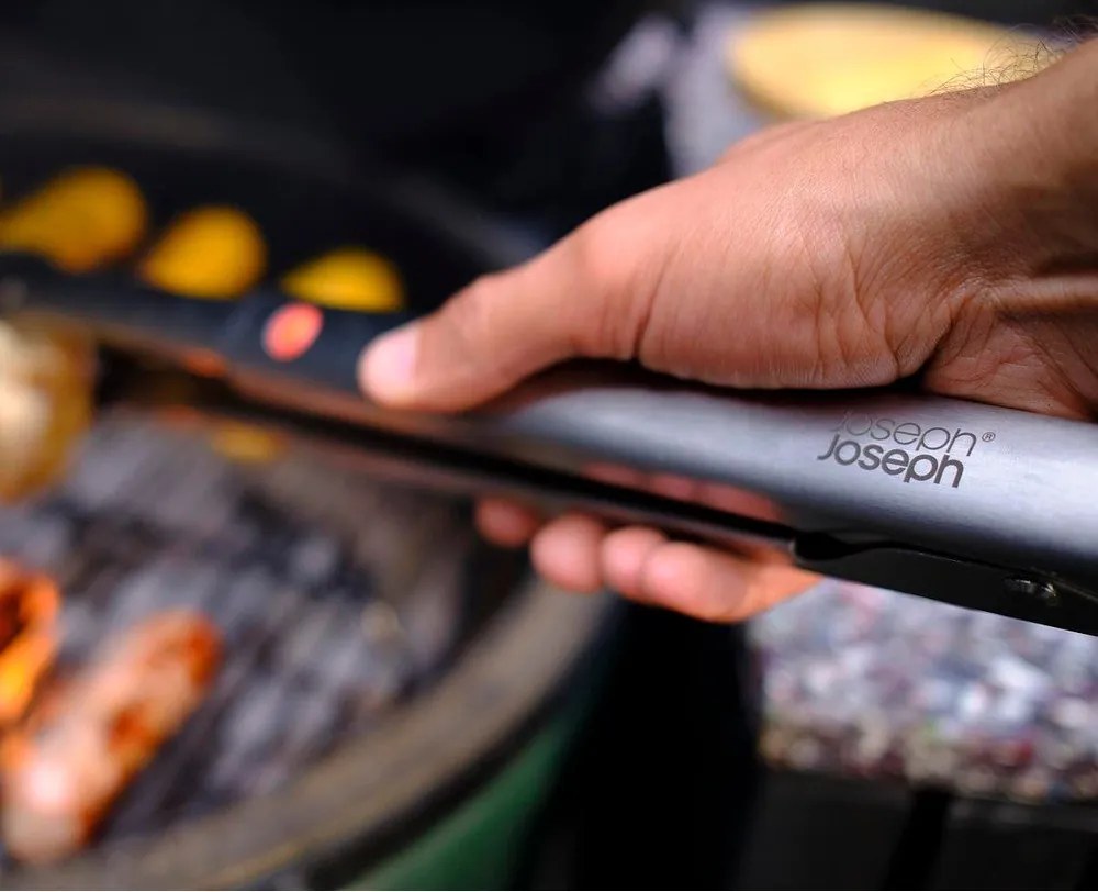 Náčinie na grilovanie v súprave 4 ks GrillOut – Joseph Joseph