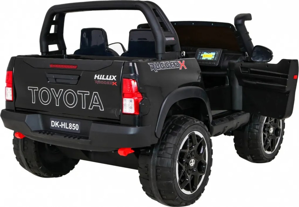 Ramiz Vozidlo Pickup Toyota Hilux Čierna