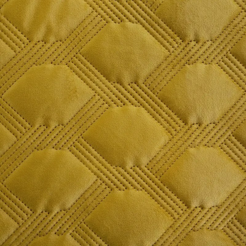 Dekorstudio Elegantný zamatový prehoz na posteľ SOFIA 5 medovozlatý Rozmer prehozu (šírka x dĺžka): 200x220cm