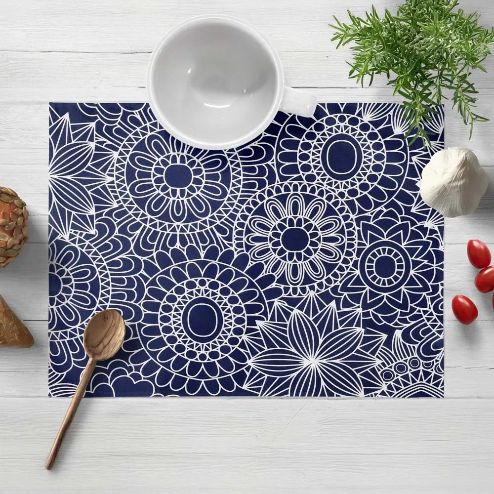 Biante Bavlnené prestieranie na stôl Sandra SA-273 Biele mandaly na tmavo modrom 35x45 cm