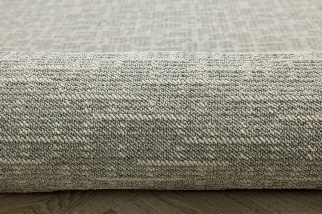 Metrážny koberec Linen 920 sivý