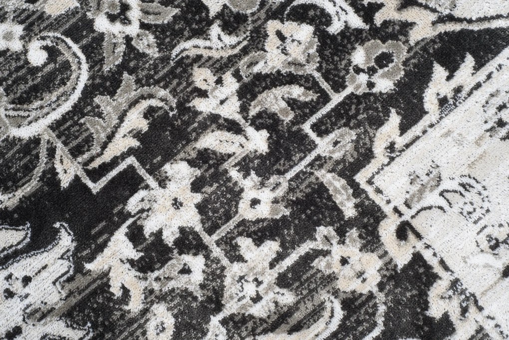 TA Koberec Isphahan 84486/698 Antracit/Silv Rozmer: 80x220 cm