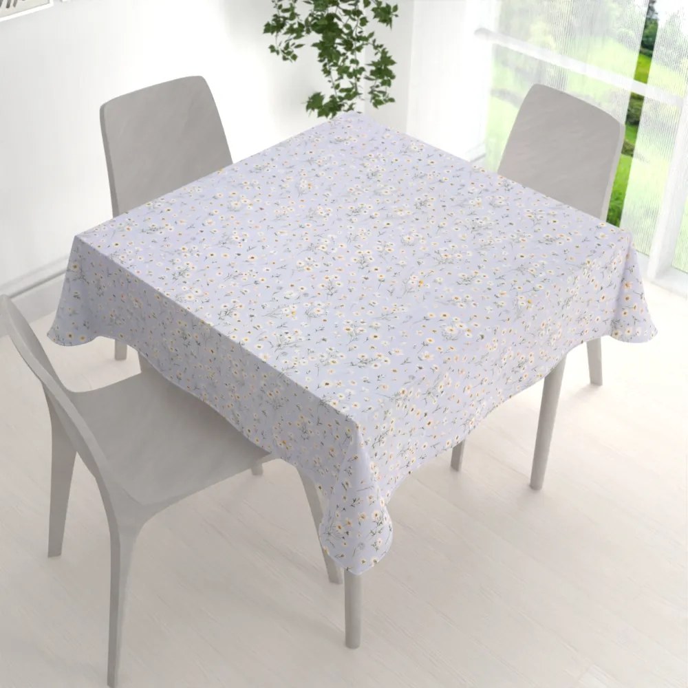 Biante Bavlnený štvorcový obrus Sandra SA-617 Margarétky na svetlo modrom 70x70 cm