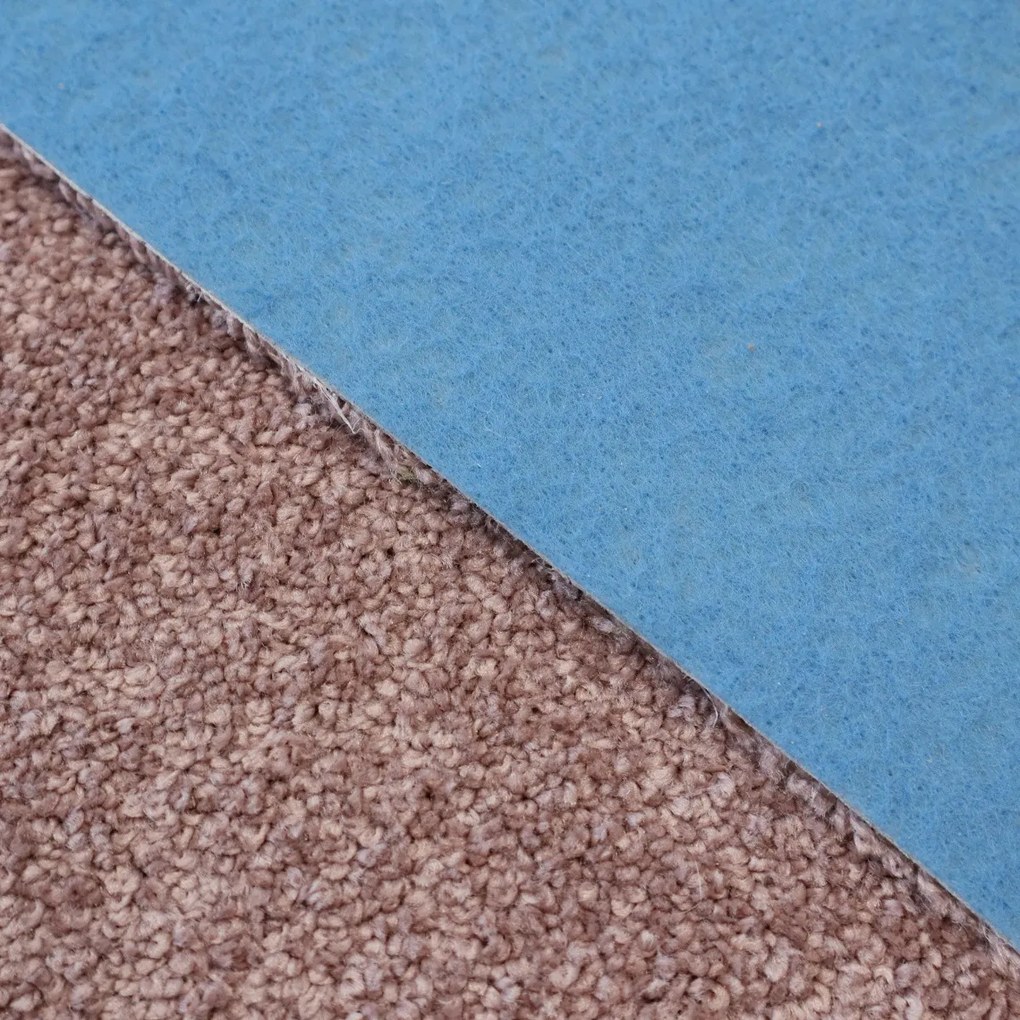 ITC, Metrážny koberec Feliz 066, na mieru, šíře 4m, ružová, filc, detská izba