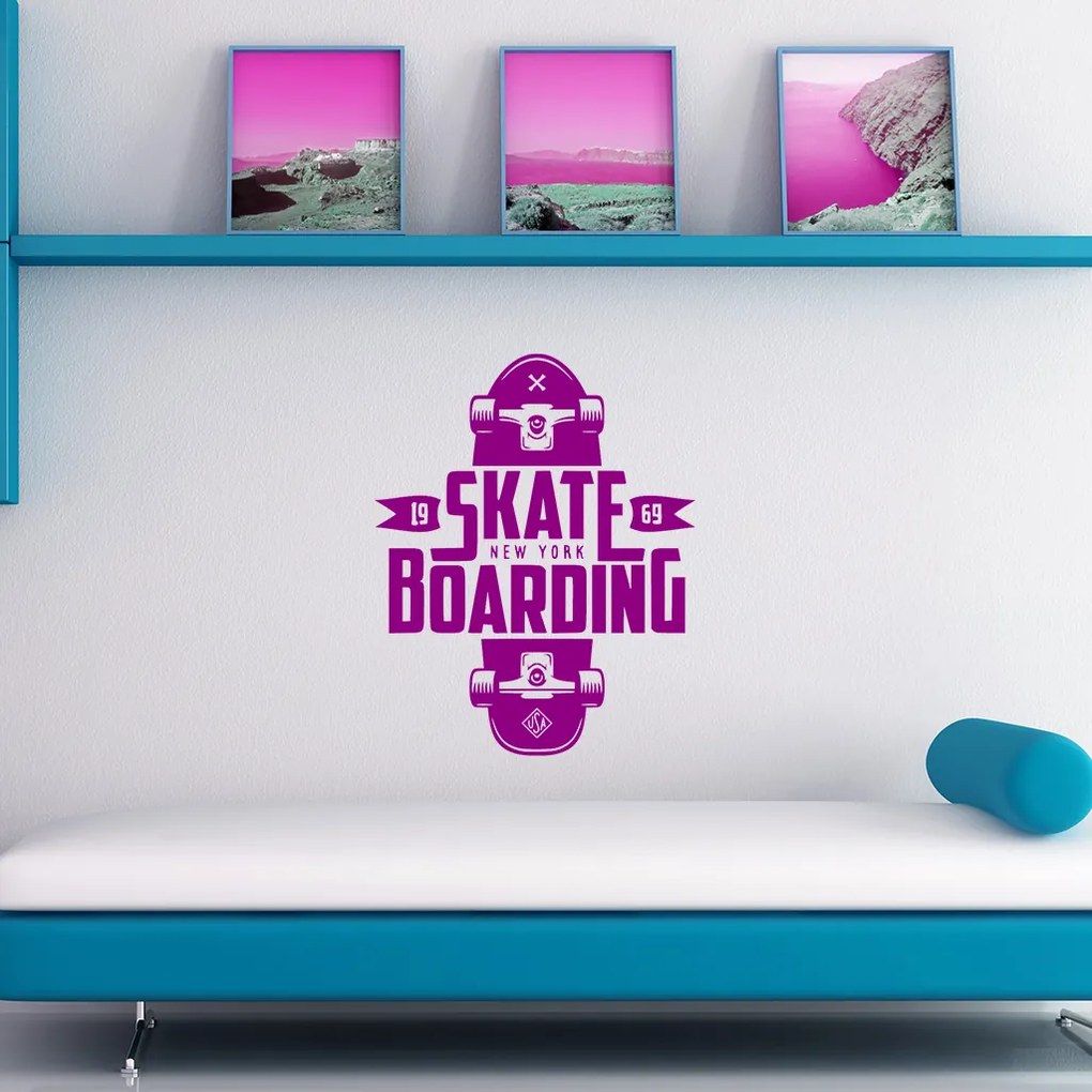 Veselá Stena Samolepka Skateboarding Farba: fialová, Veľkosť: 100 x 79 cm