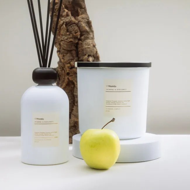 Sviečka AURA Jasmín&Bergamot 740190
