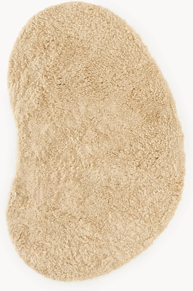 Ručne tuftovaný koberec v organickom tvare Tully