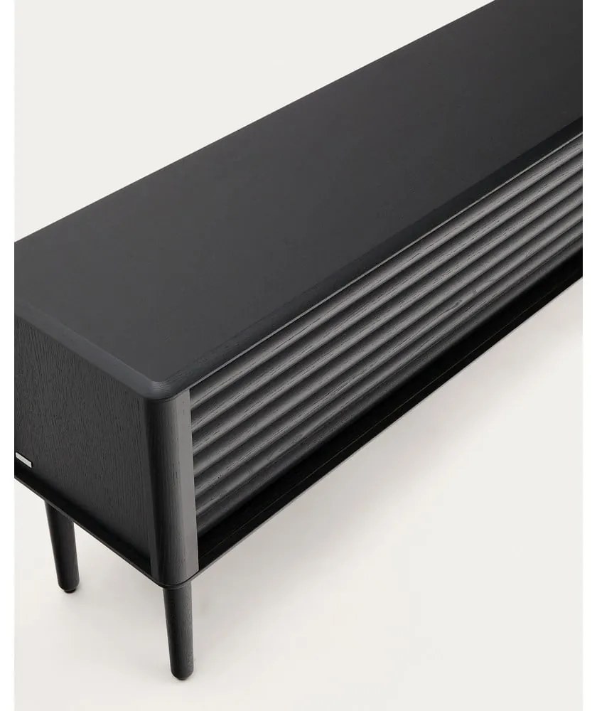 Čierny TV stolík v dekore duba 200x57x35 cm Lenon – Kave Home