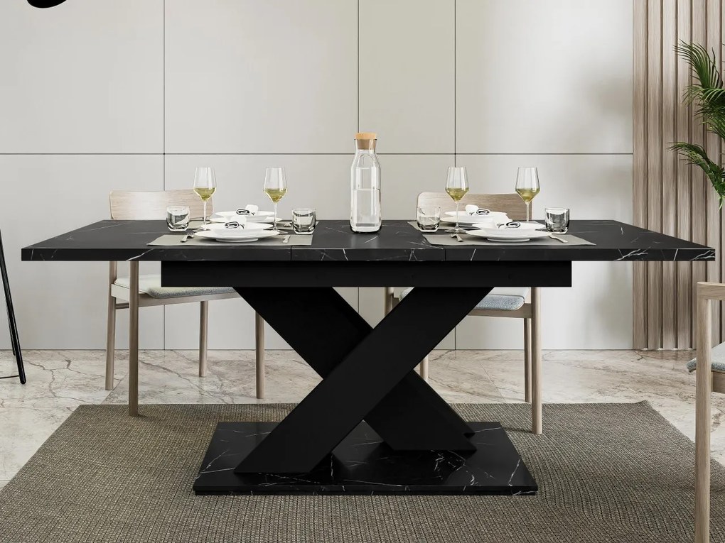 Jedálenský stôl Lezuma, Farby: čierny lesk