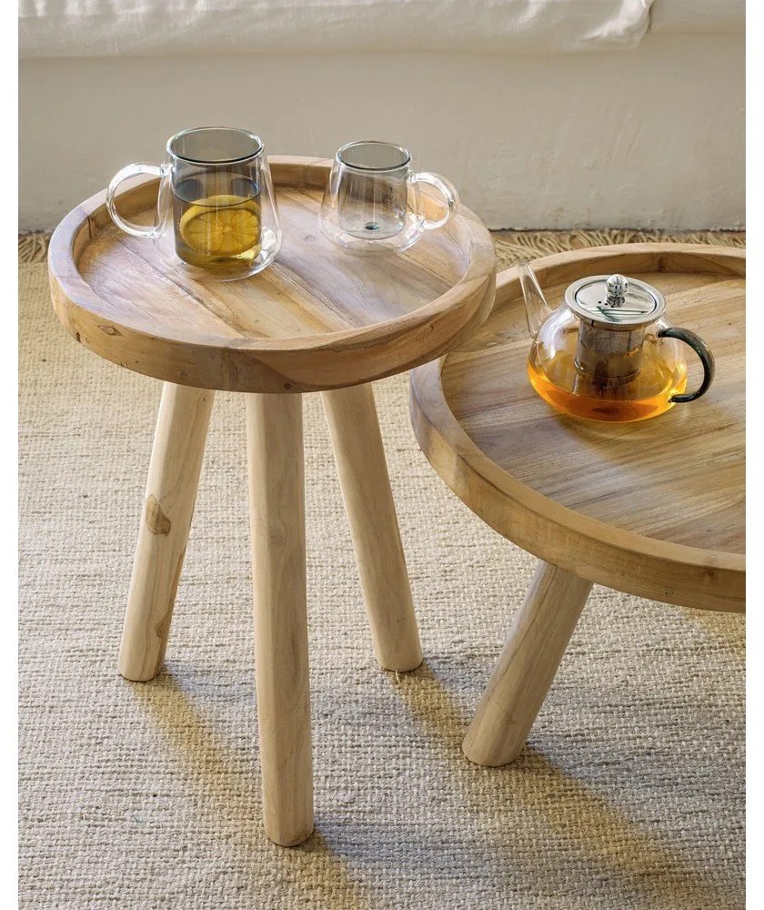 Okrúhly konferenčný stolík z tíkového dreva v prírodnej farbe ø 55 cm Glenda – Kave Home