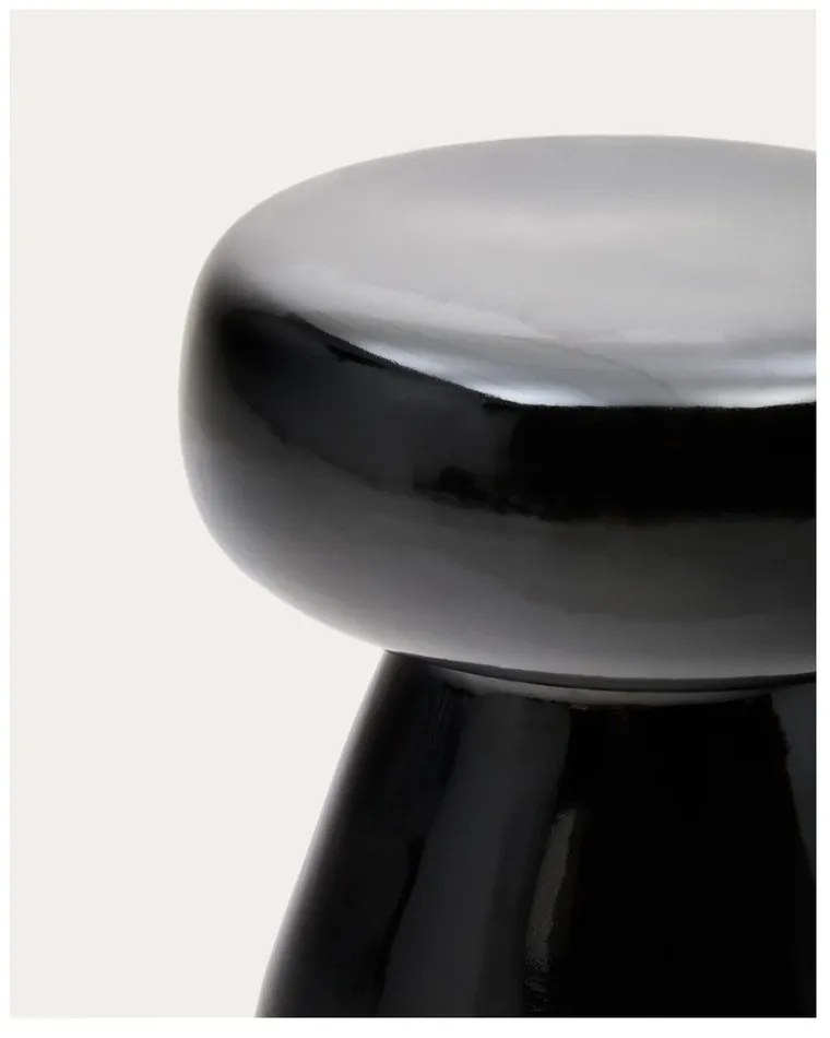 Okrúhly odkladací stolík ø 38 cm Manya – Kave Home