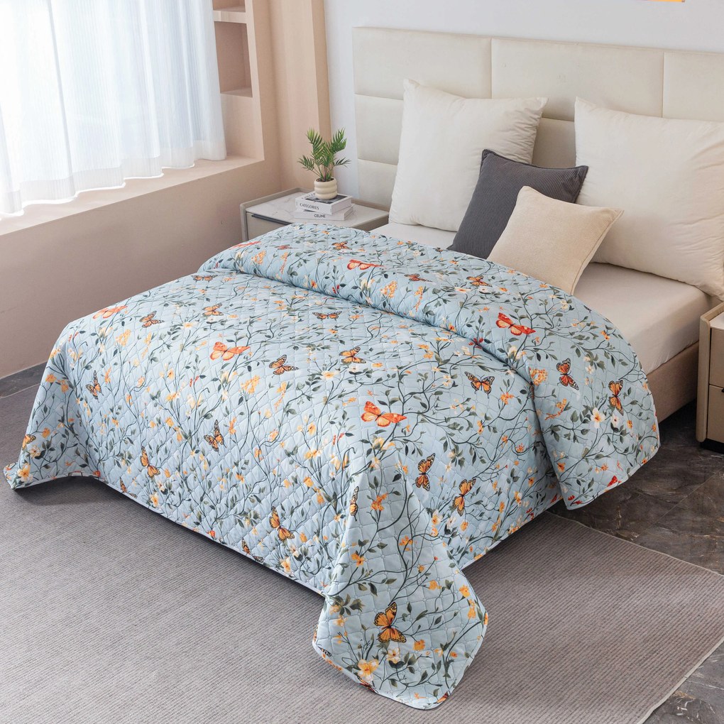 Prehoz na posteľ MONARCH WINGS, svetlomodrý Rozmer: 170 x 210 cm