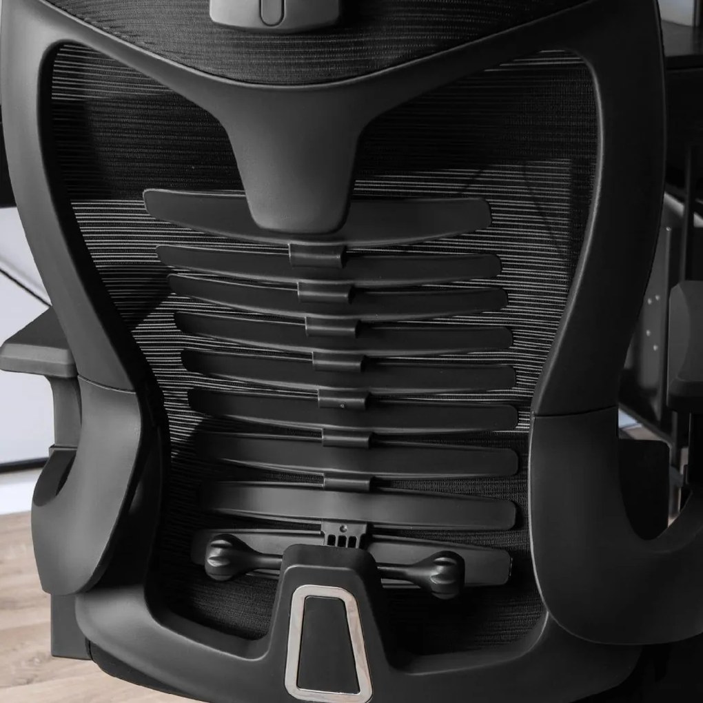 PROXIMA.store - Dizajnové kancelárske kreslo CARET FARBA: čierna