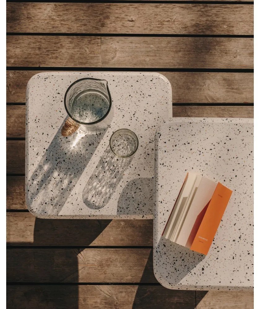 Biely terrazzo konferenčný stolík 48x48 cm Saura – Kave Home