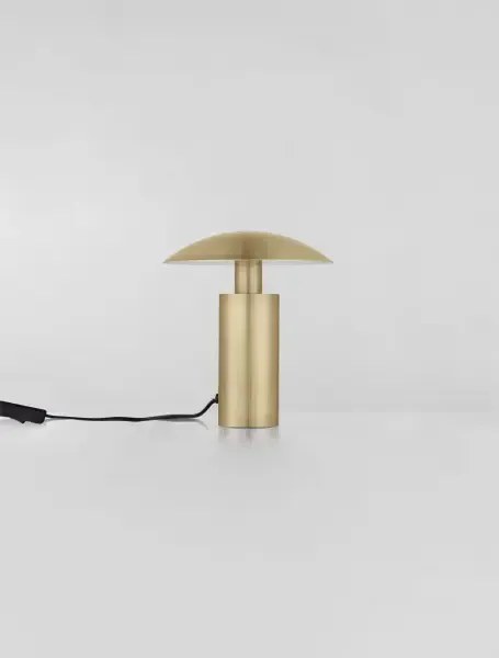 LED mosadzno-zlatá stolná lampa Karpos