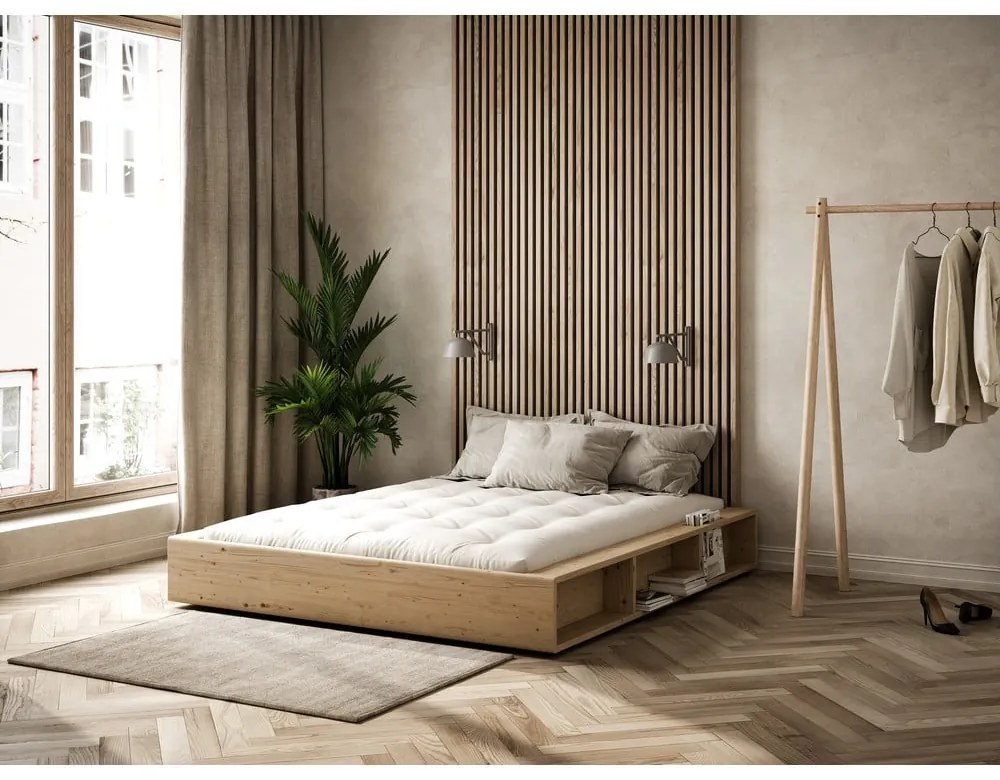 Dvojlôžková posteľ z borovicového dreva s roštom 160x200 cm Ziggy – Karup Design