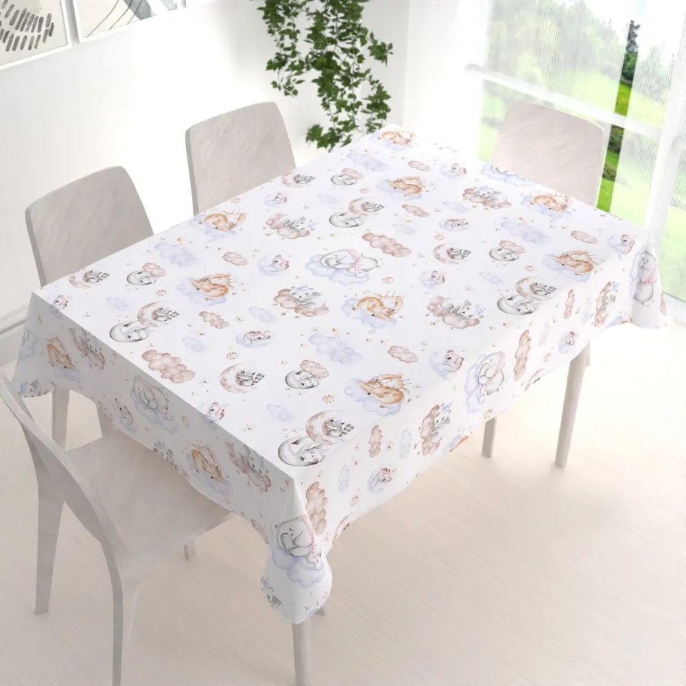 Biante Detský bavlnený obdĺžnikový obrus Sandra SA-368 Spiace zvieratká na oblohe 140x180 cm
