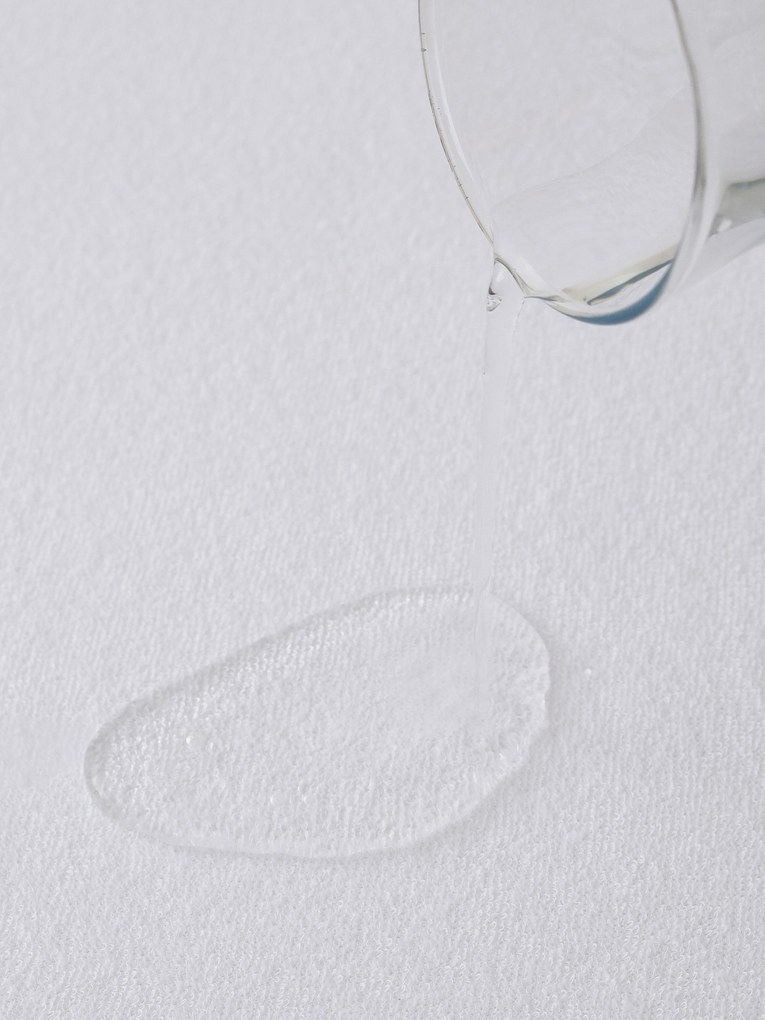 Nepriepustné prestieradlo Froté 160 x 200 cm - biele