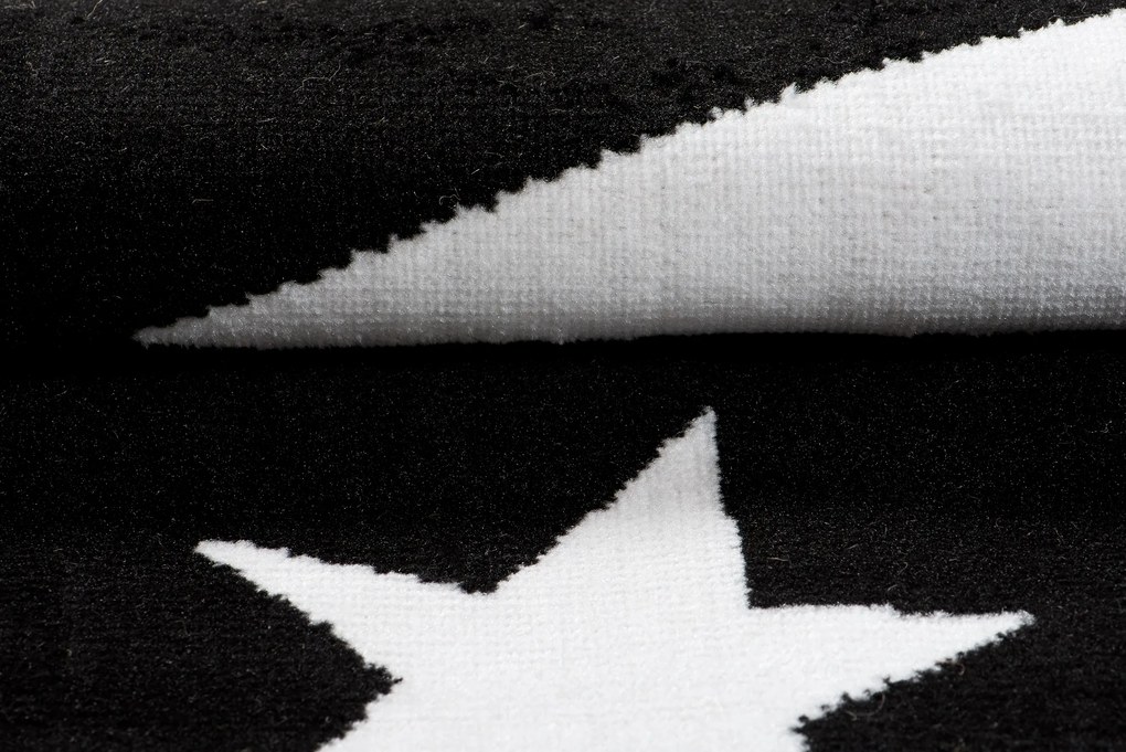 TA Koberec C440A ČIERNA/BIELA BALI PP Rozmer: 220x300 cm