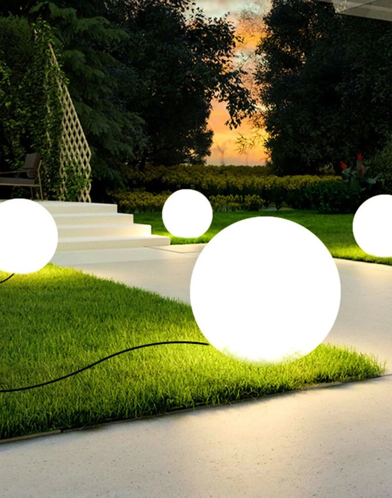 Záhradná lampa guľa M 40 cm