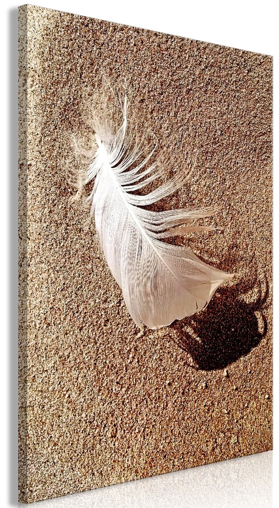 Artgeist Obraz - Feather on the Sand (1 Part) Vertical Veľkosť: 40x60, Verzia: Na talianskom plátne