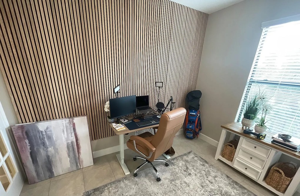 Drevený akustický panel, 2400 x 600 mm, čierny podklad, balenie 5 ks, breza