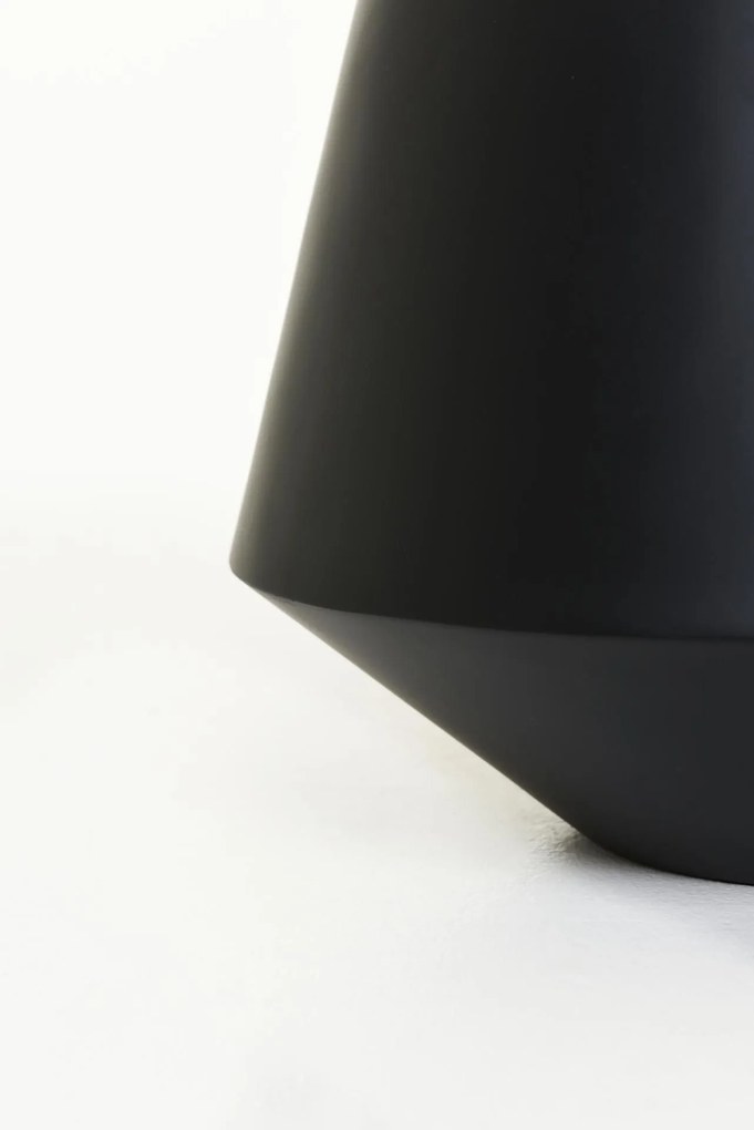 Okrúhly kvetináč BERBELIT, sklolaminát, výška 30 cm, čierny