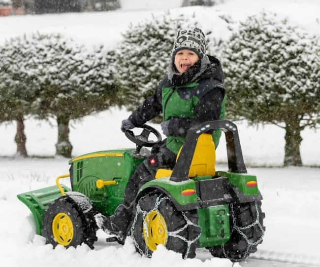 Šlapací traktor s lyžicou John Deere Rolly Toys 651047