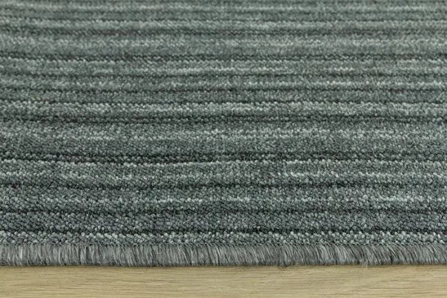 Metrážny koberec Vienna 7872 sivý