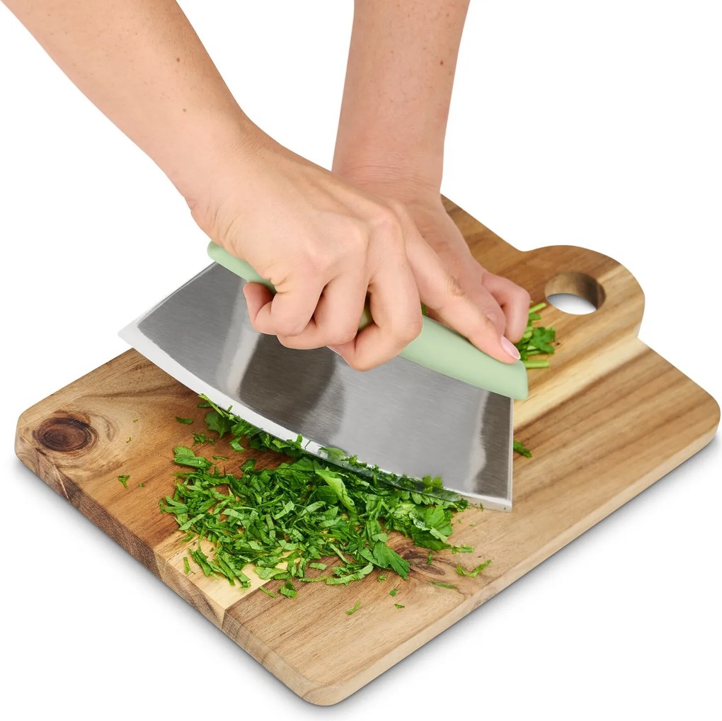 Krájač na pizzu a bylinky